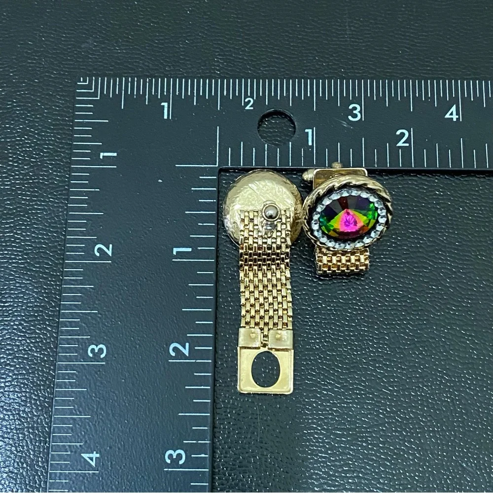 Hadley vintage gold